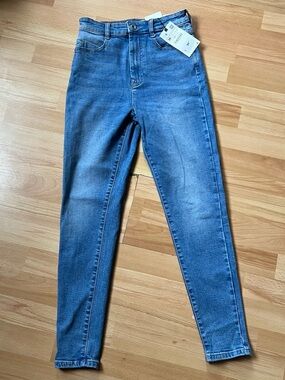 Zara High-Rise Skinny Women’s Jeans - perfect Blue
